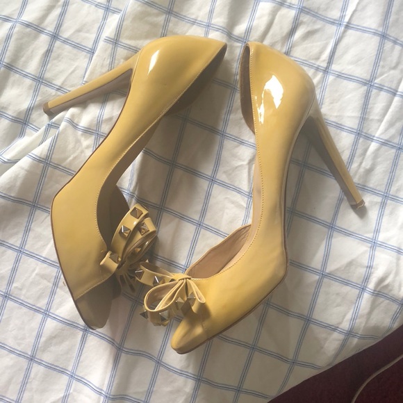 Valentino Garavani Shoes - Valentino garavani rockstud shoes